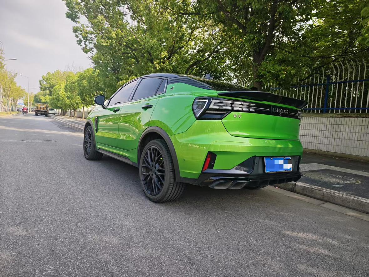 Lynk & Co Lynk & Co 05