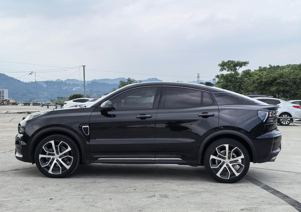 Lynk & Co Lynk & Co 05