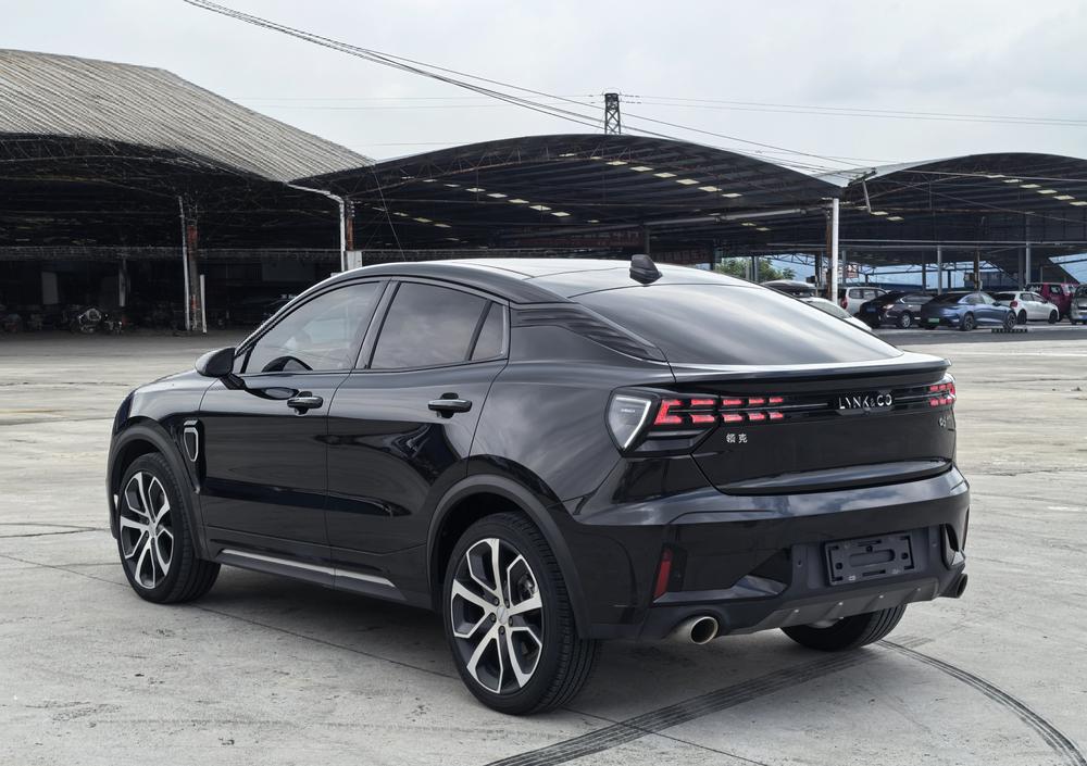 Lynk & Co Lynk & Co 05