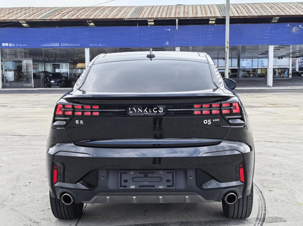 Lynk & Co Lynk & Co 05