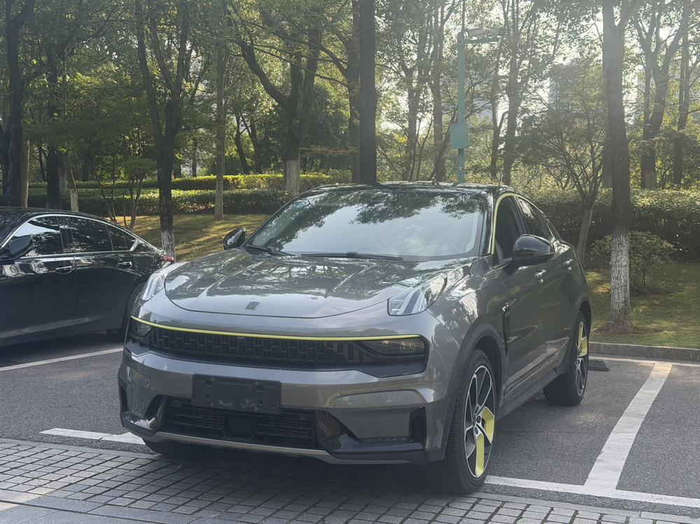 Lynk & Co Lynk & Co 05