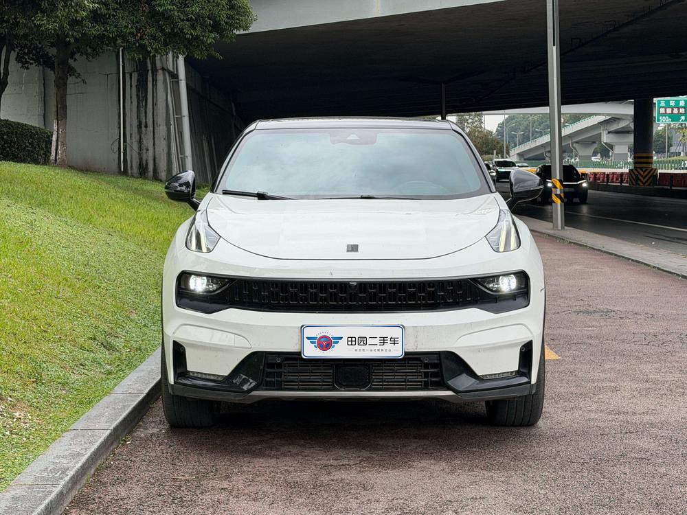 Lynk & Co Lynk & Co 05
