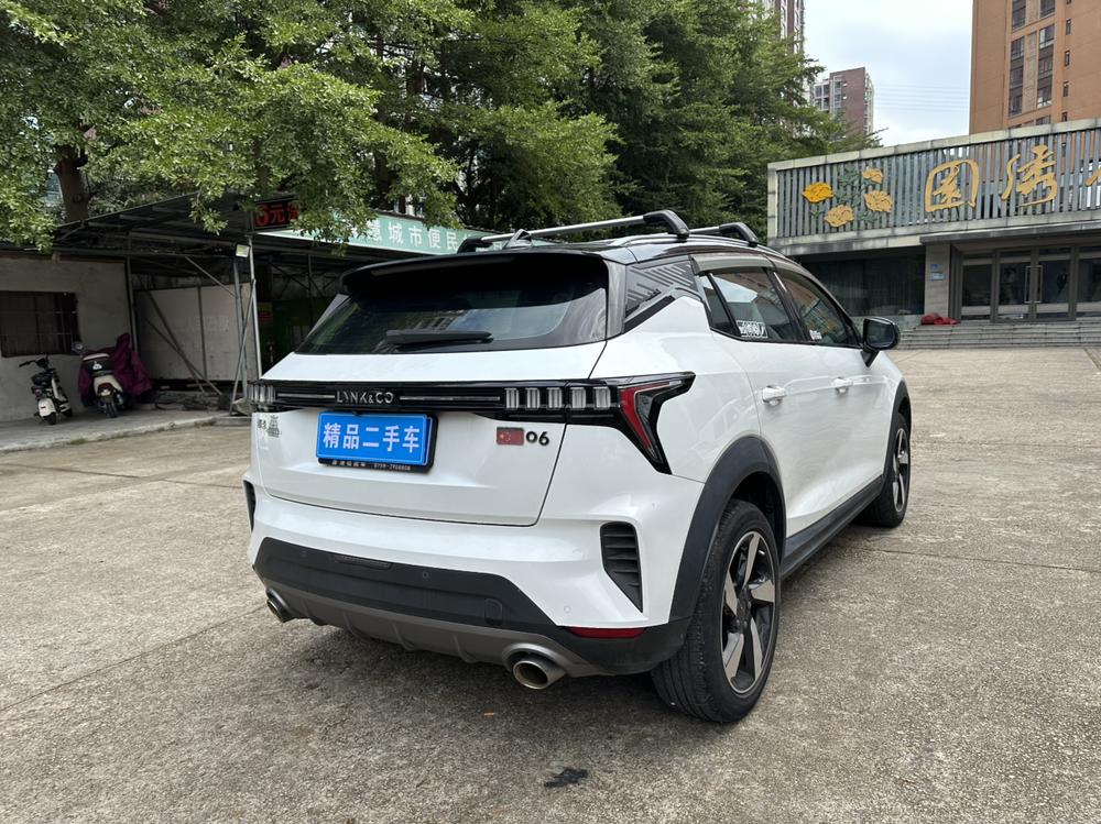 Lynk & Co Lynk & Co 06