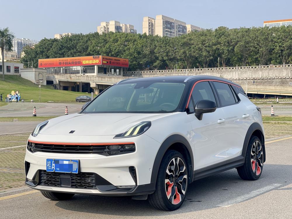 Lynk & Co Lynk & Co 06