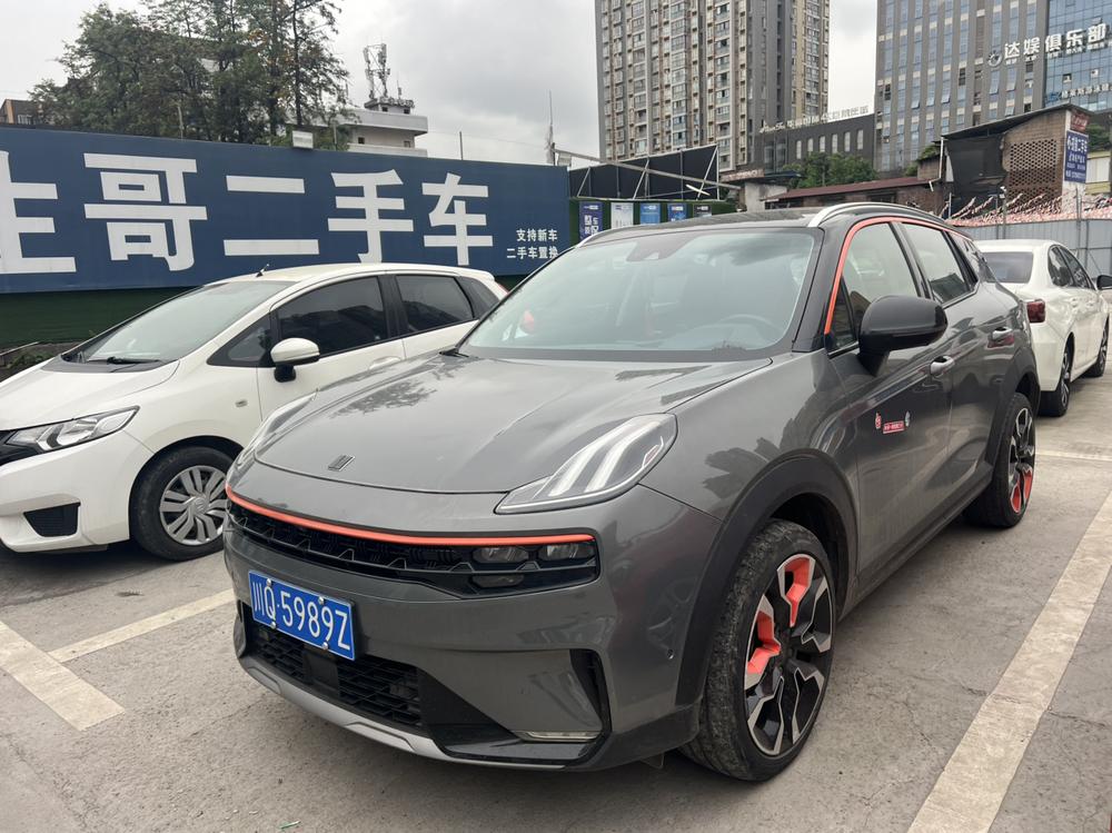 Lynk & Co Lynk & Co 06