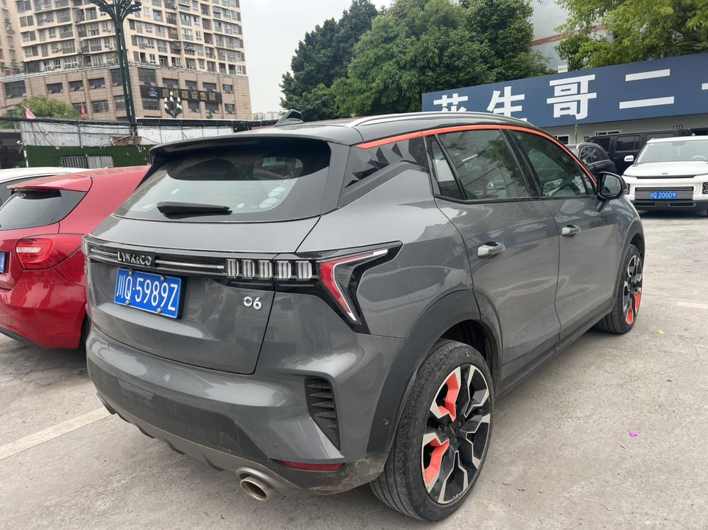 Lynk & Co Lynk & Co 06