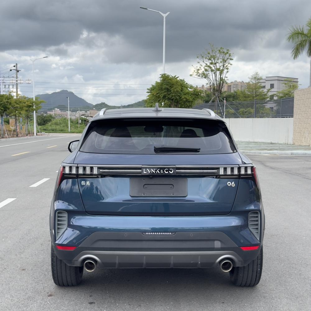 Lynk & Co Lynk & Co 06