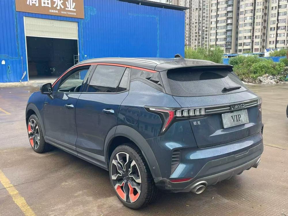 Lynk & Co Lynk & Co 06