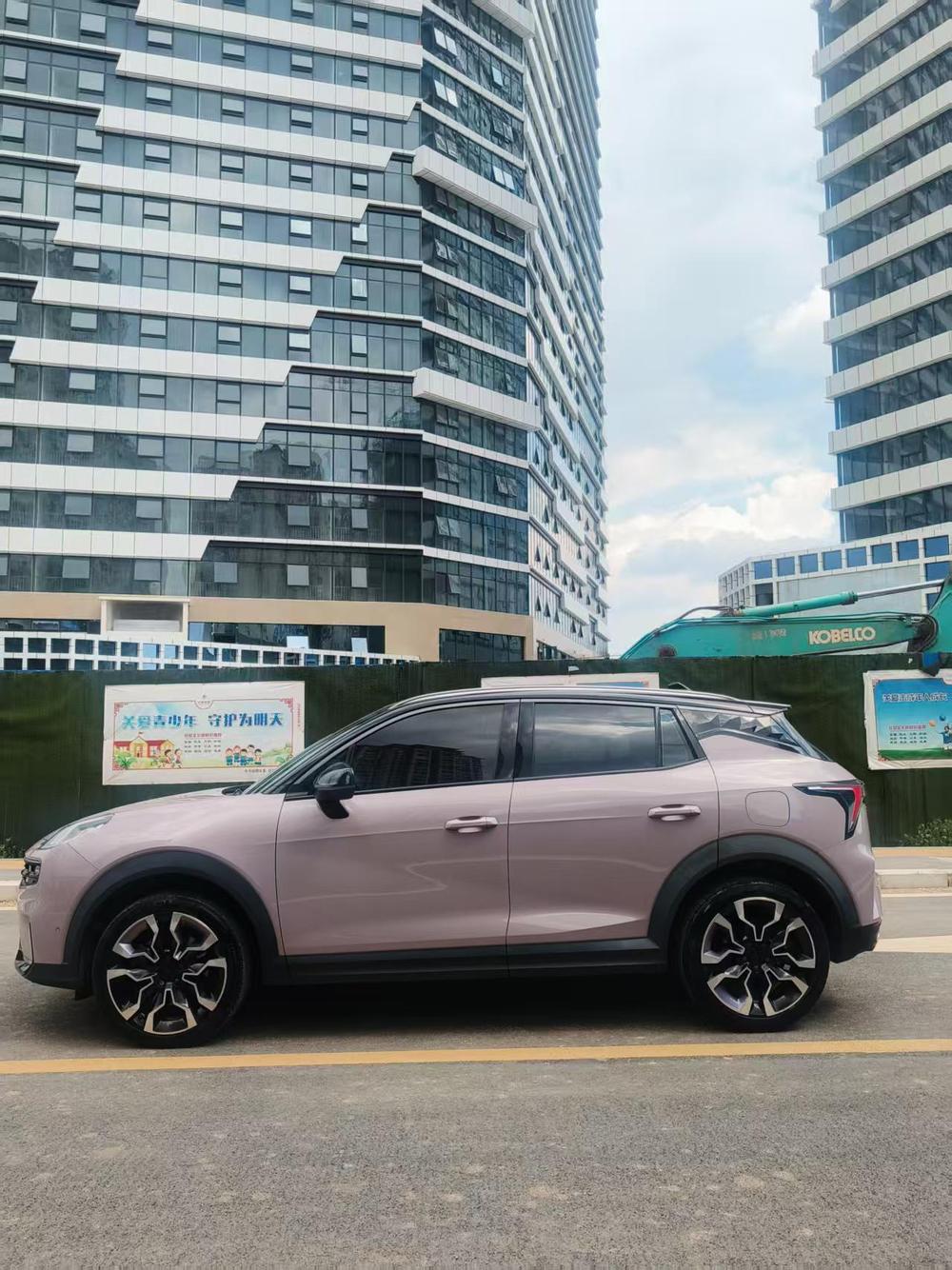 Lynk & Co Lynk & Co 06