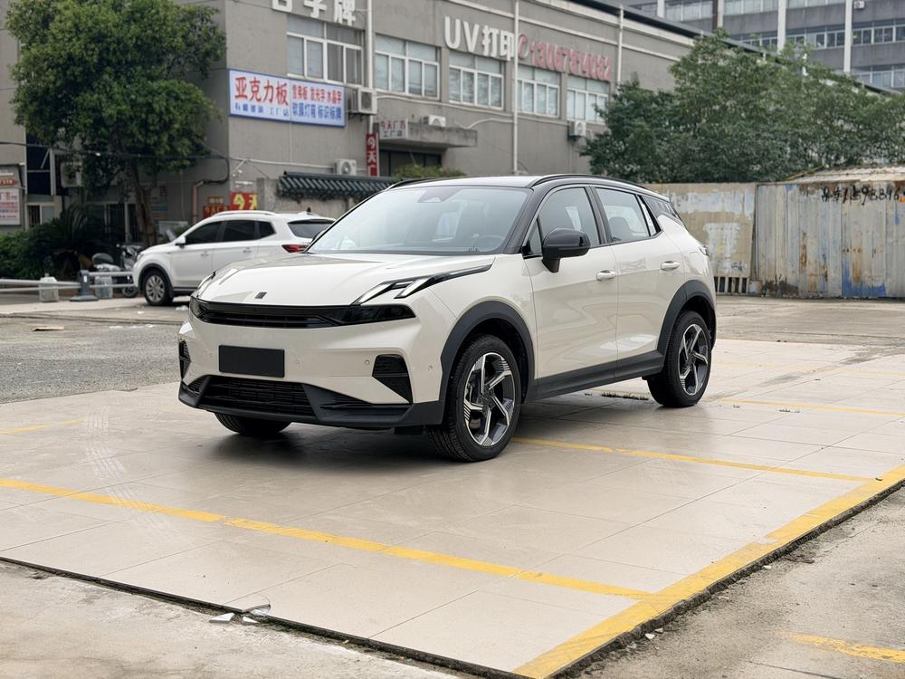 Lynk & Co Lynk & Co 06