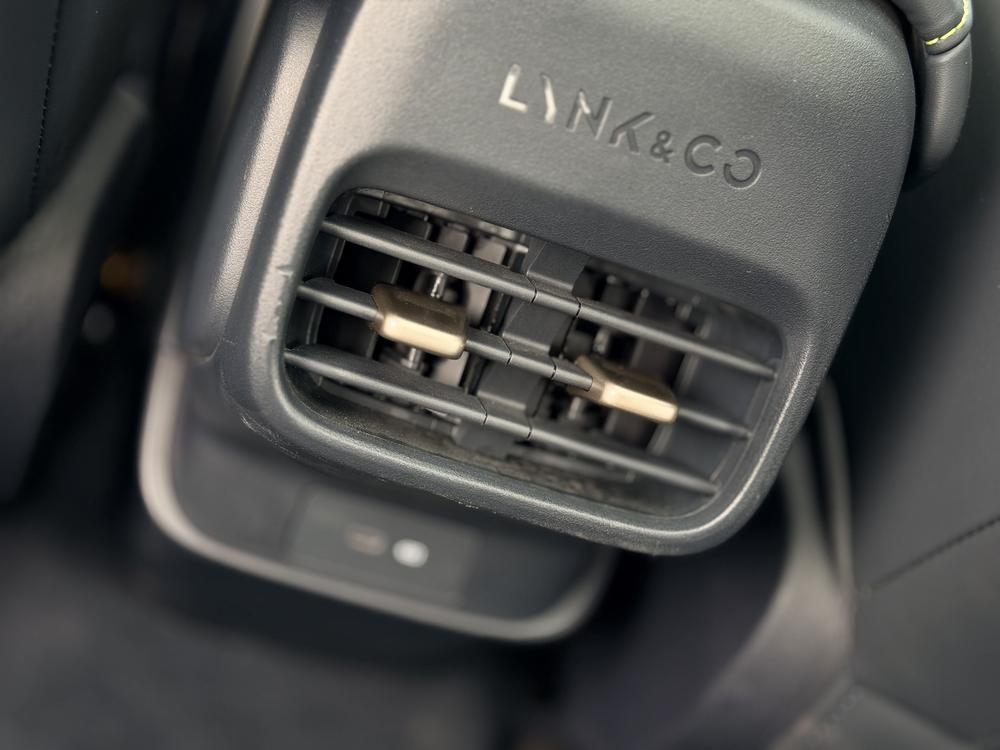 Lynk & Co Lynk & Co 06