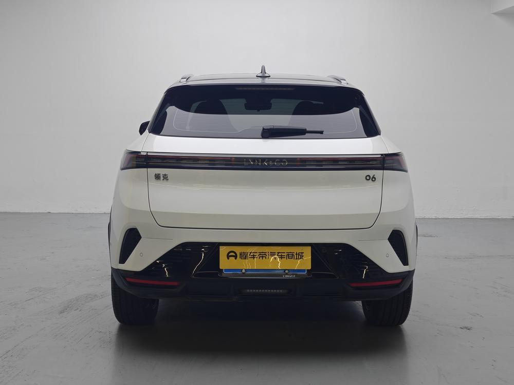 Lynk & Co Lynk & Co 06