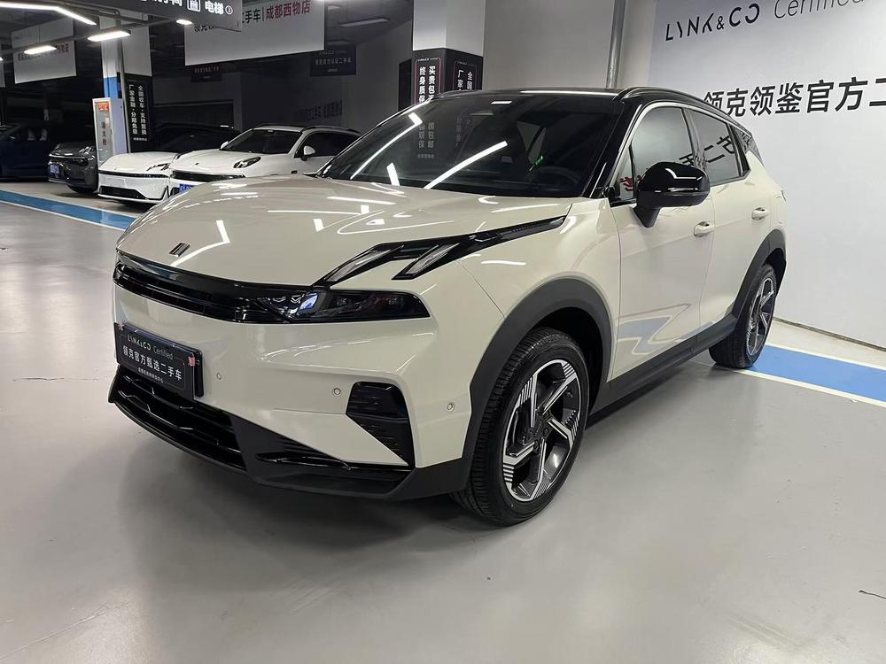 Lynk & Co Lynk & Co 06