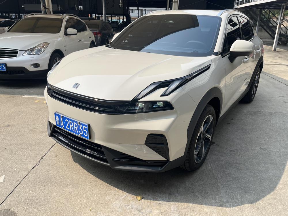 Lynk & Co Lynk & Co 06
