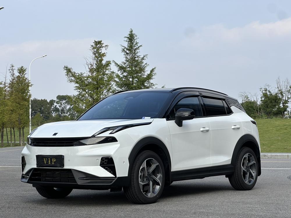 Lynk & Co Lynk & Co 06
