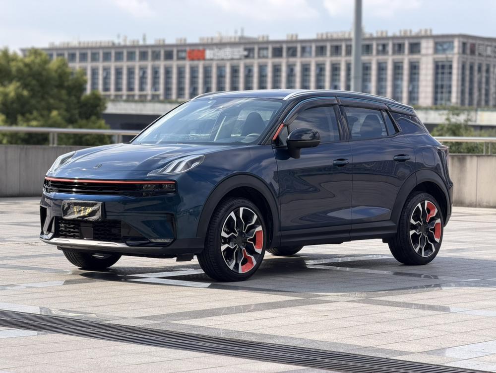Lynk & Co Lynk & Co 06