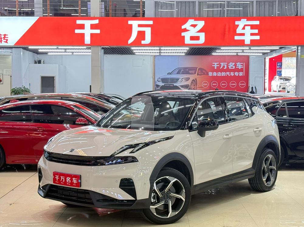 Lynk & Co Lynk & Co 06
