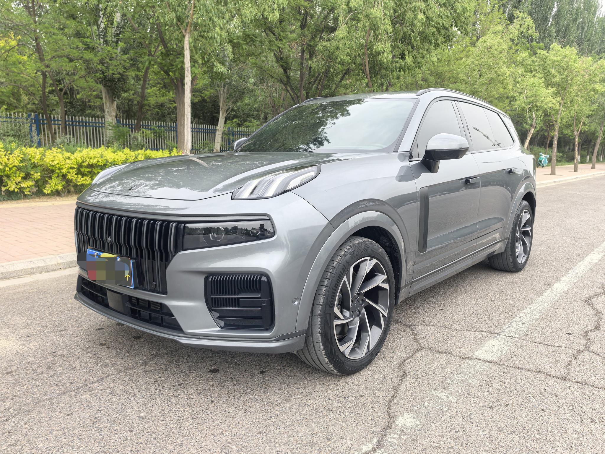 Lynk & Co Lynk & Co 09