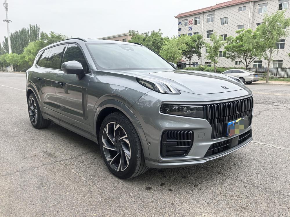 Lynk & Co Lynk & Co 09