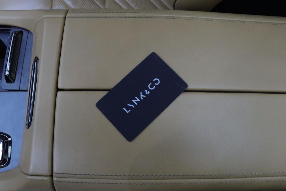 Lynk & Co Lynk & Co 09
