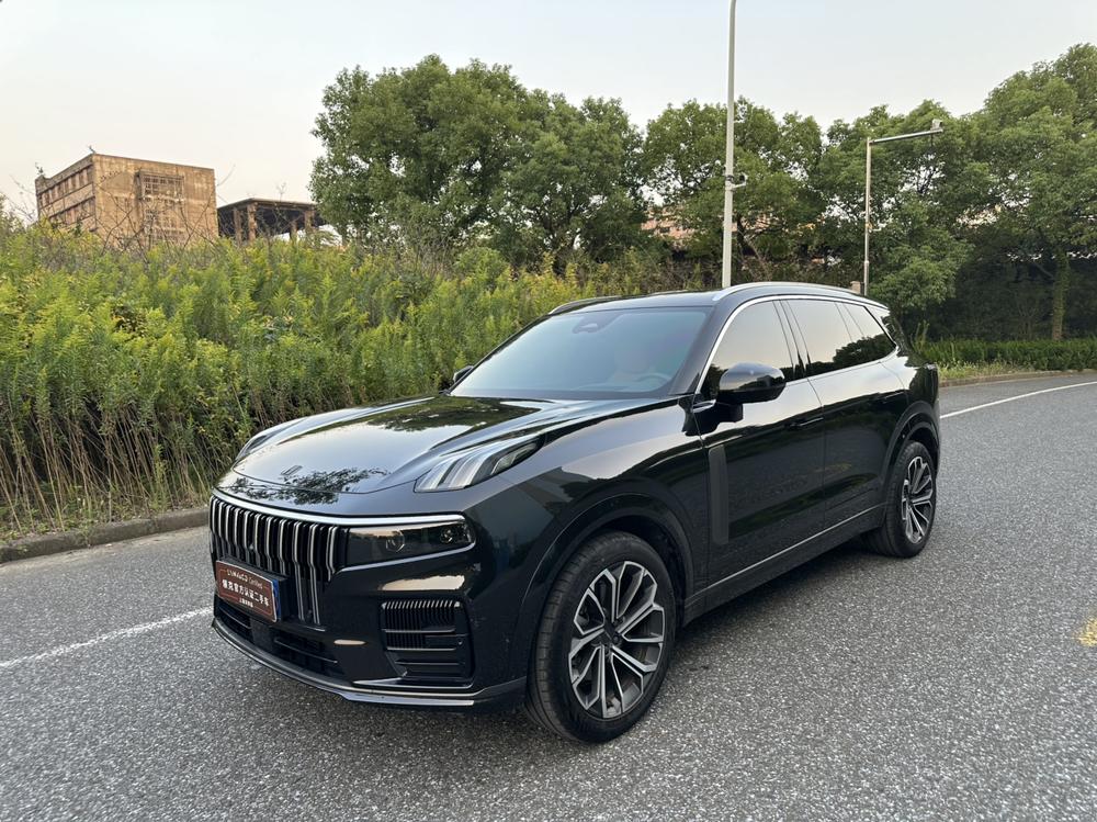 Lynk & Co Lynk & Co 09