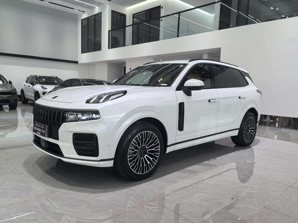Lynk & Co Lynk & Co 09