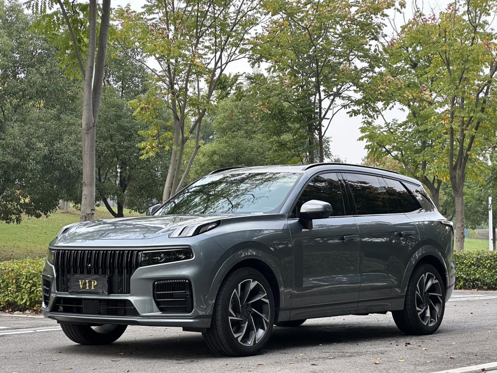 Lynk & Co Lynk & Co 09