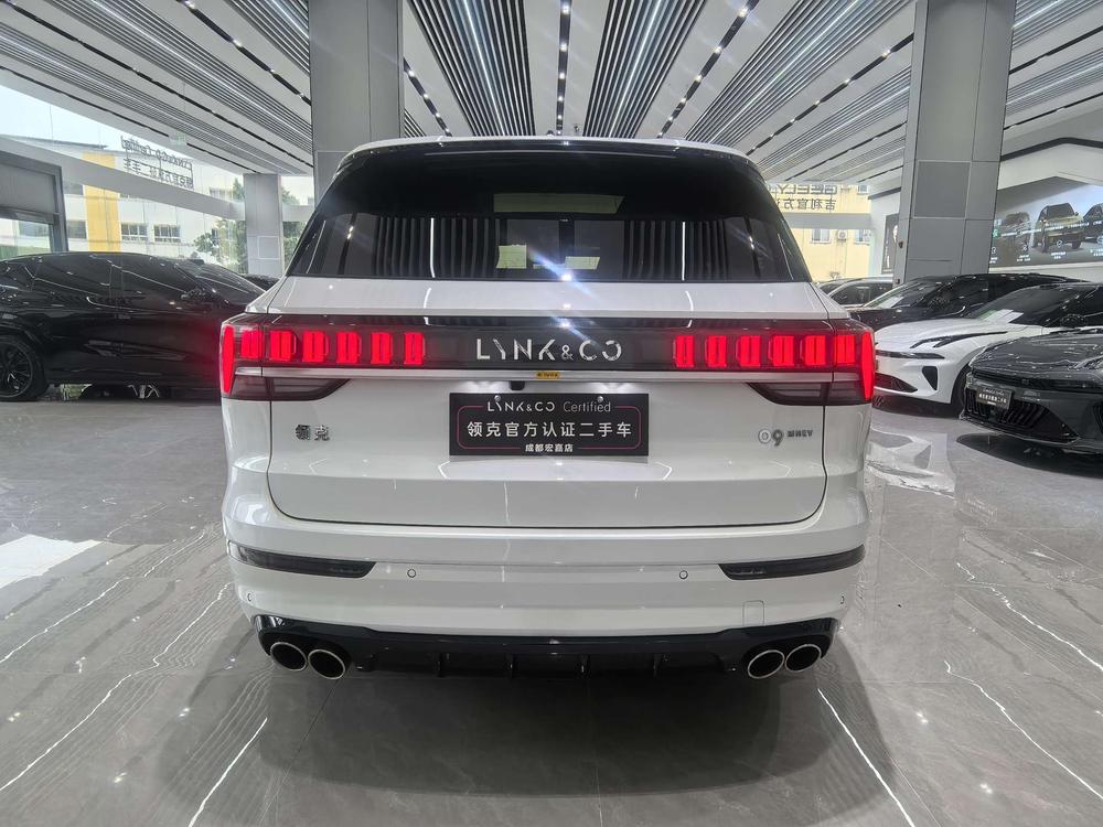 Lynk & Co Lynk & Co 09
