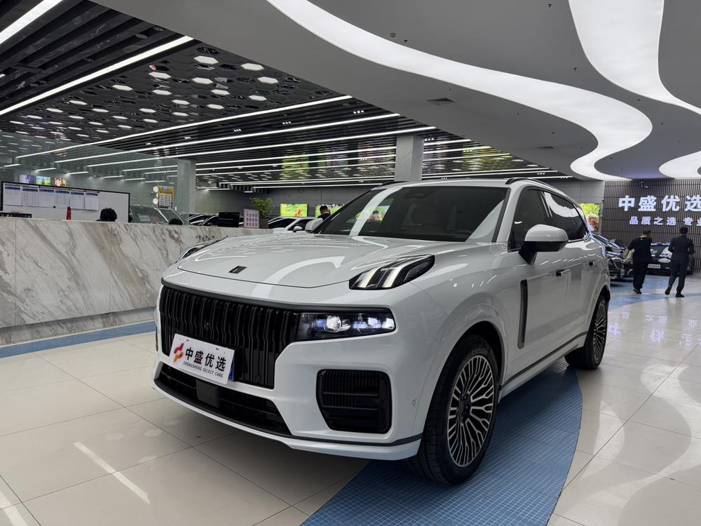 Lynk & Co Lynk & Co 09