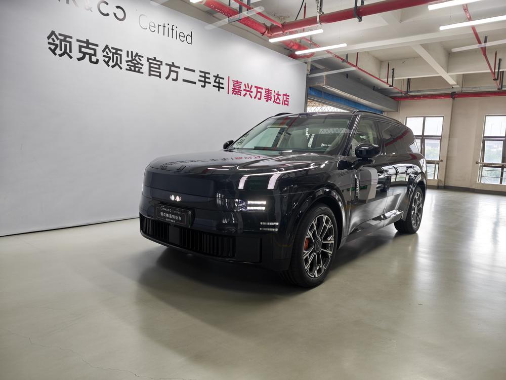 Lynk & Co Lynk & Co 900