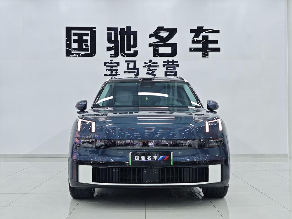 Lynk & Co Lynk & Co 900