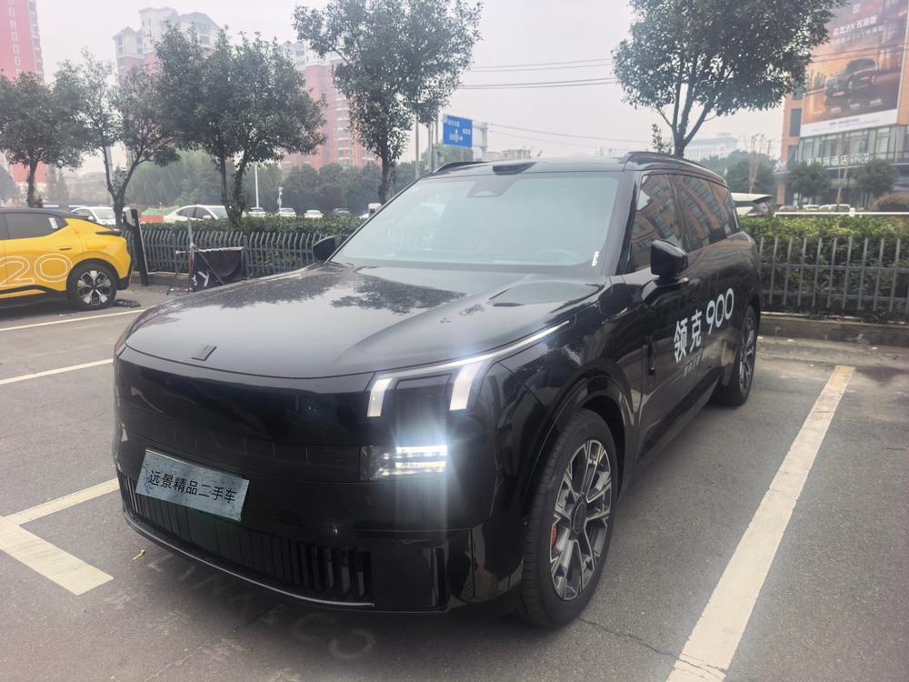 Lynk & Co Lynk & Co 900