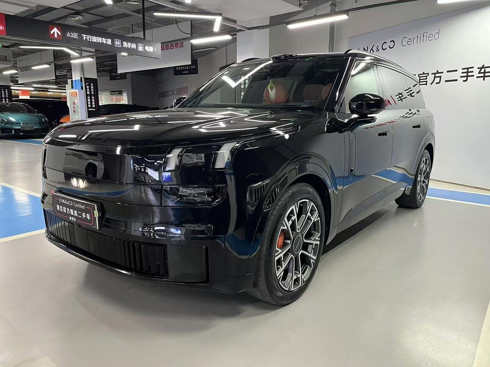 Lynk & Co Lynk & Co 900