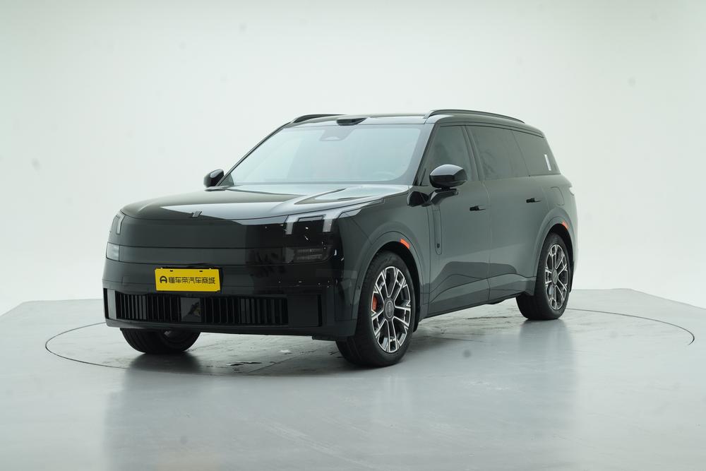 Lynk & Co Lynk & Co 900