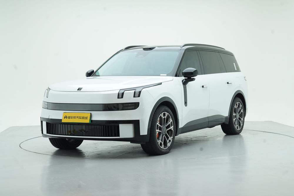 Lynk & Co Lynk & Co 900
