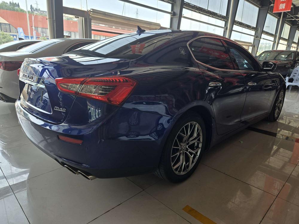 Maserati Ghibli