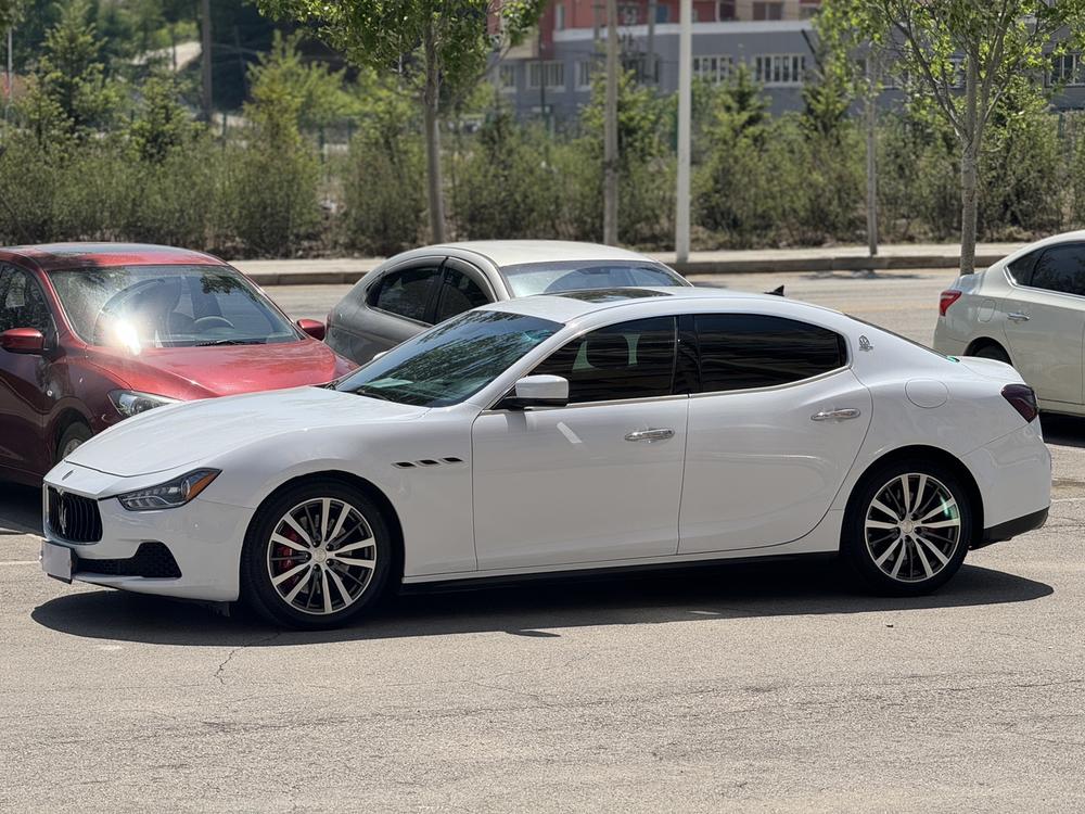 Maserati Ghibli