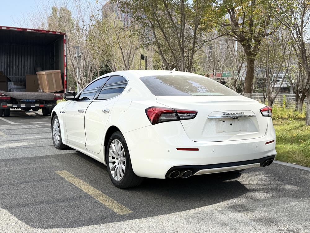 Maserati Ghibli