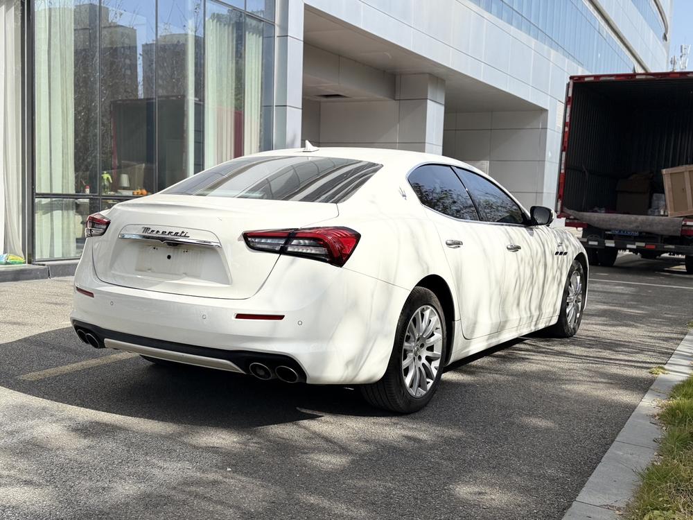 Maserati Ghibli