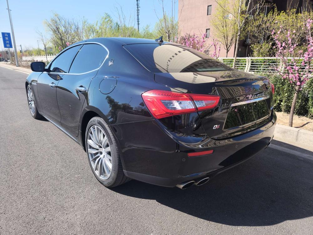 Maserati Ghibli