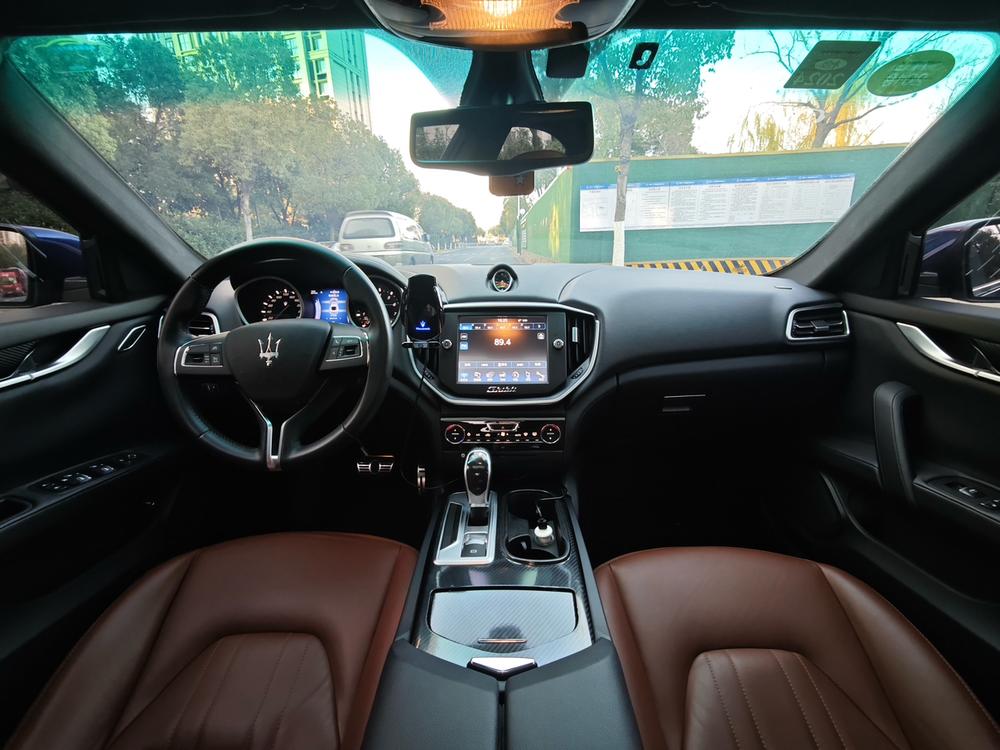 Maserati Ghibli