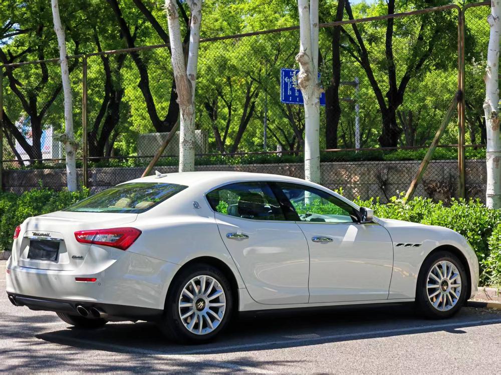 Maserati Ghibli