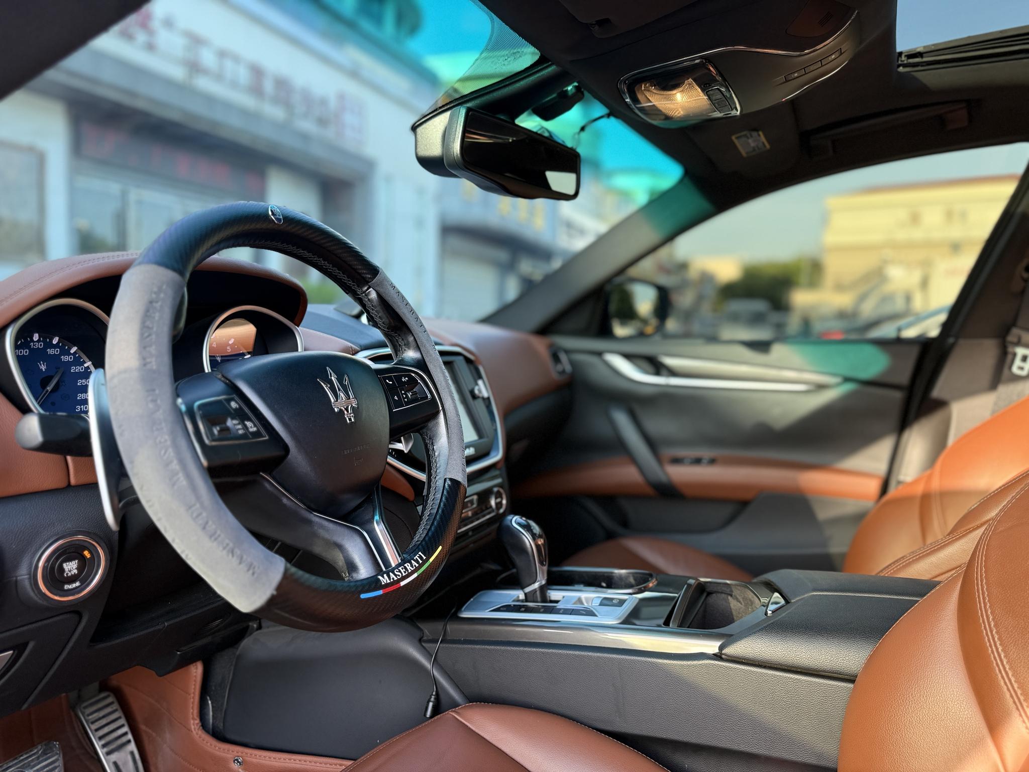 Maserati Ghibli