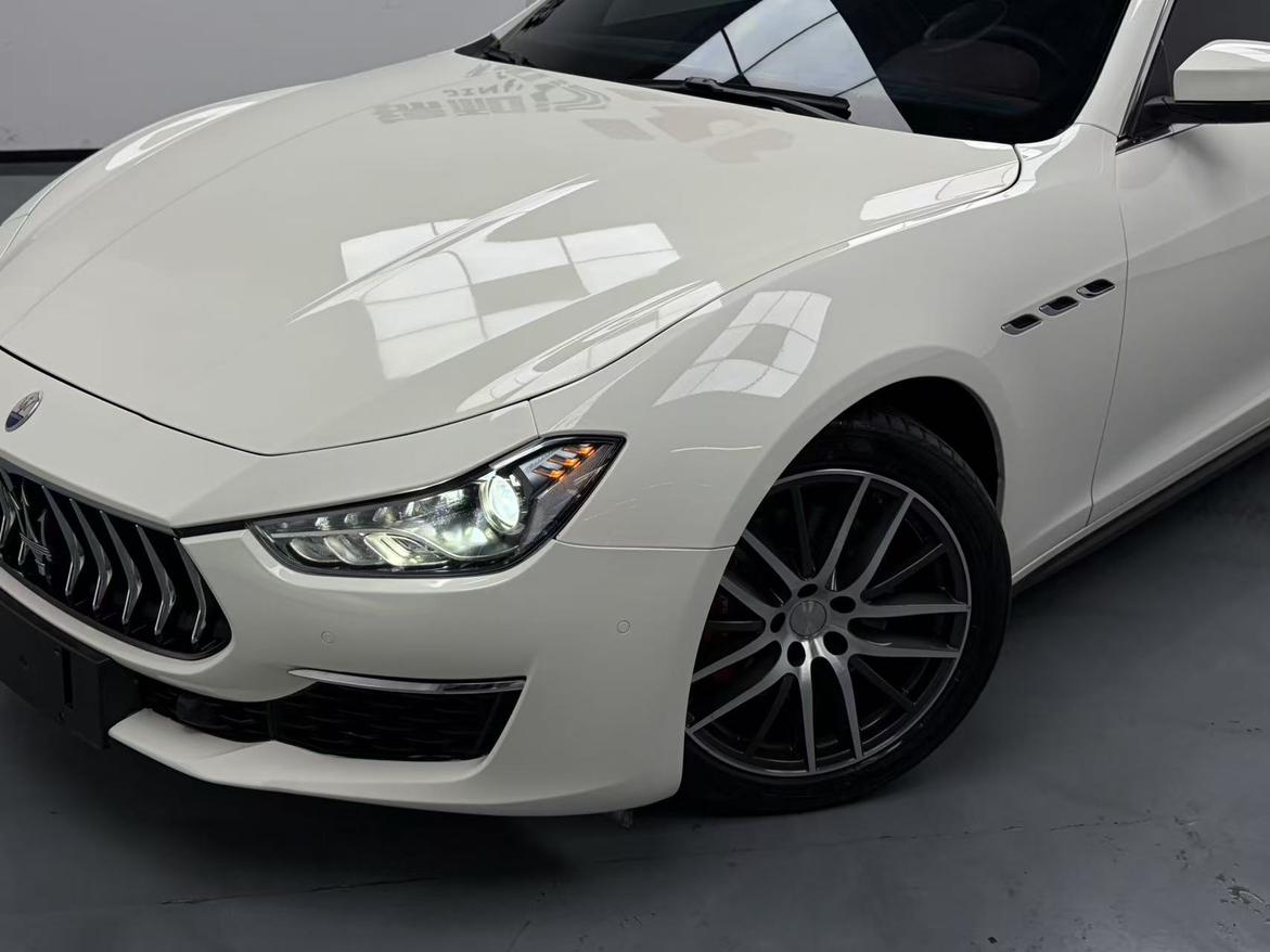 Maserati Ghibli