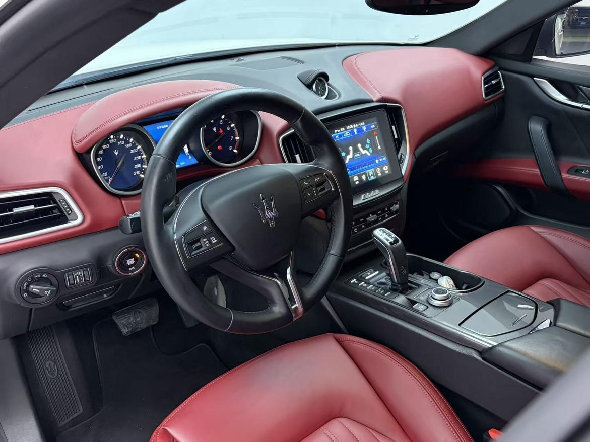 Maserati Ghibli