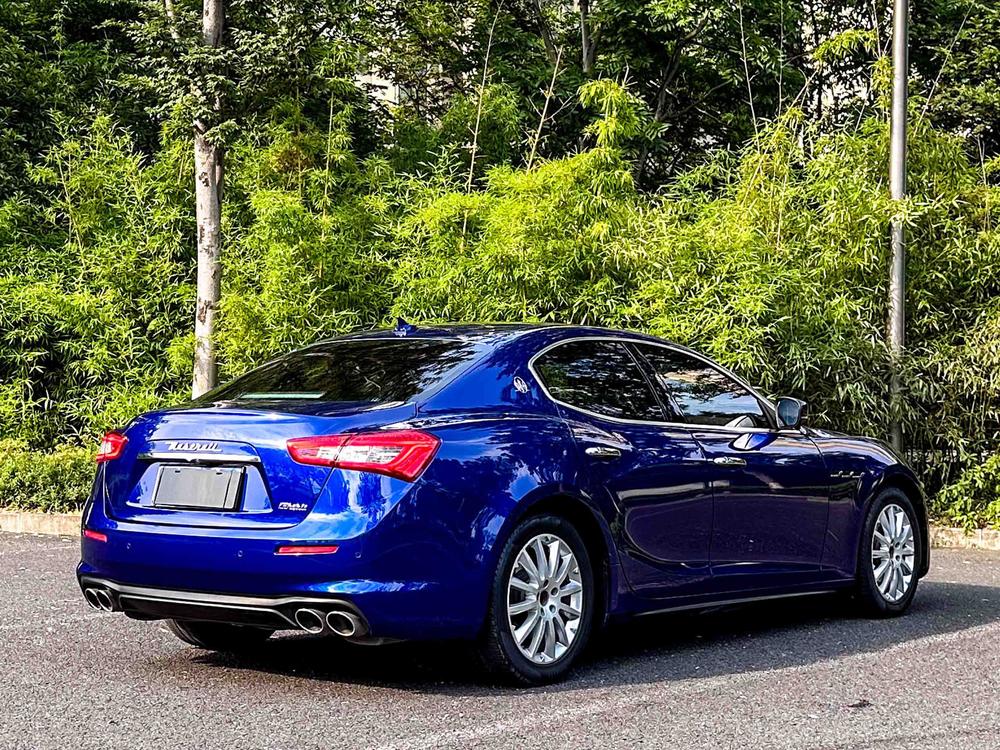 Maserati Ghibli