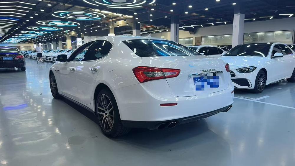 Maserati Ghibli