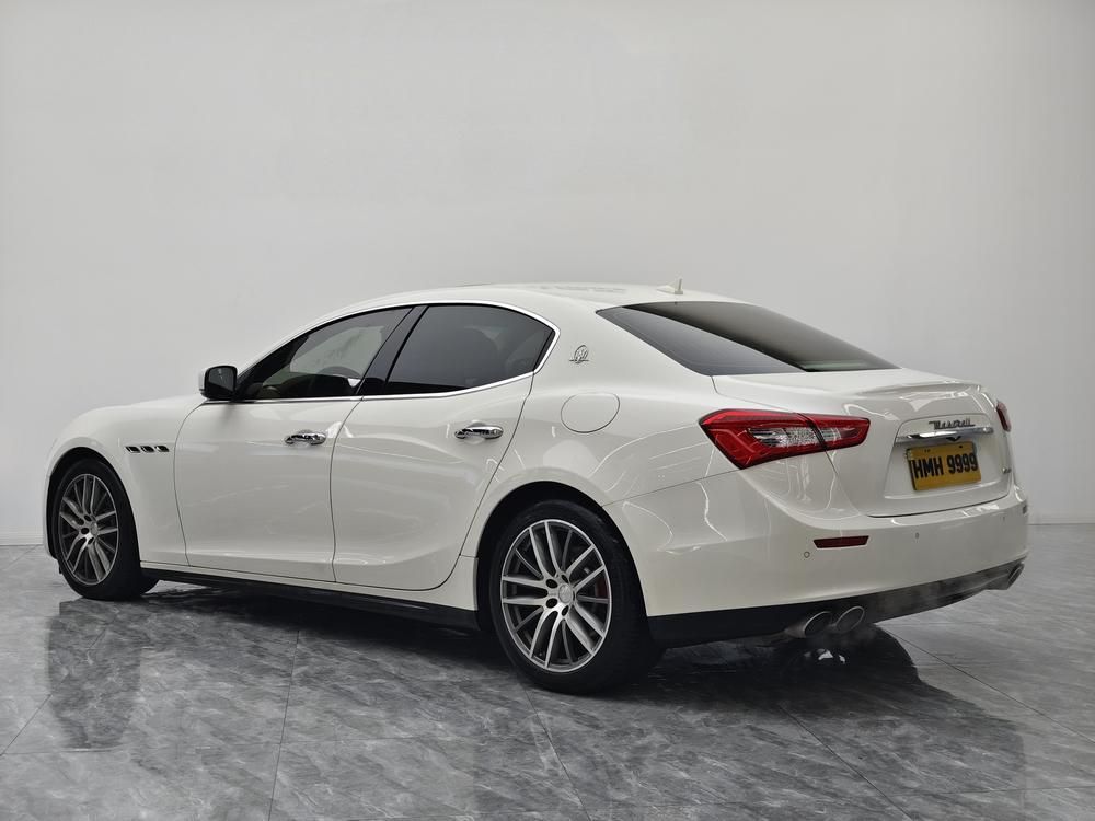 Maserati Ghibli