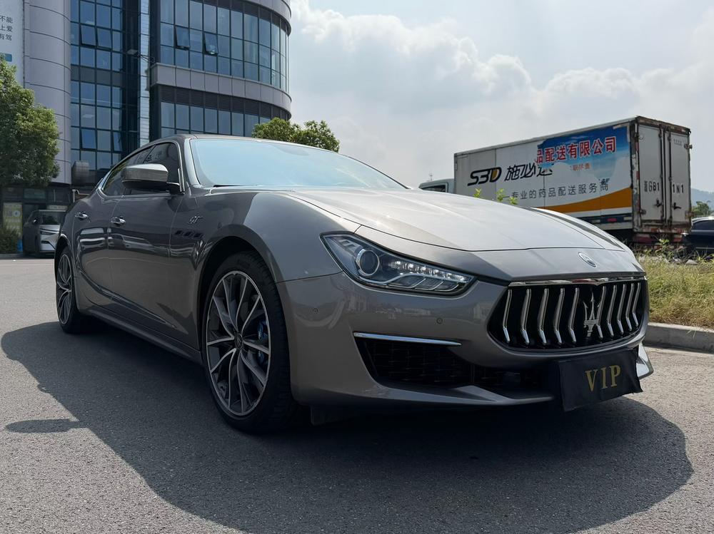 Maserati Ghibli