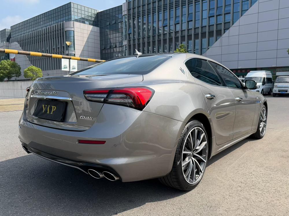 Maserati Ghibli